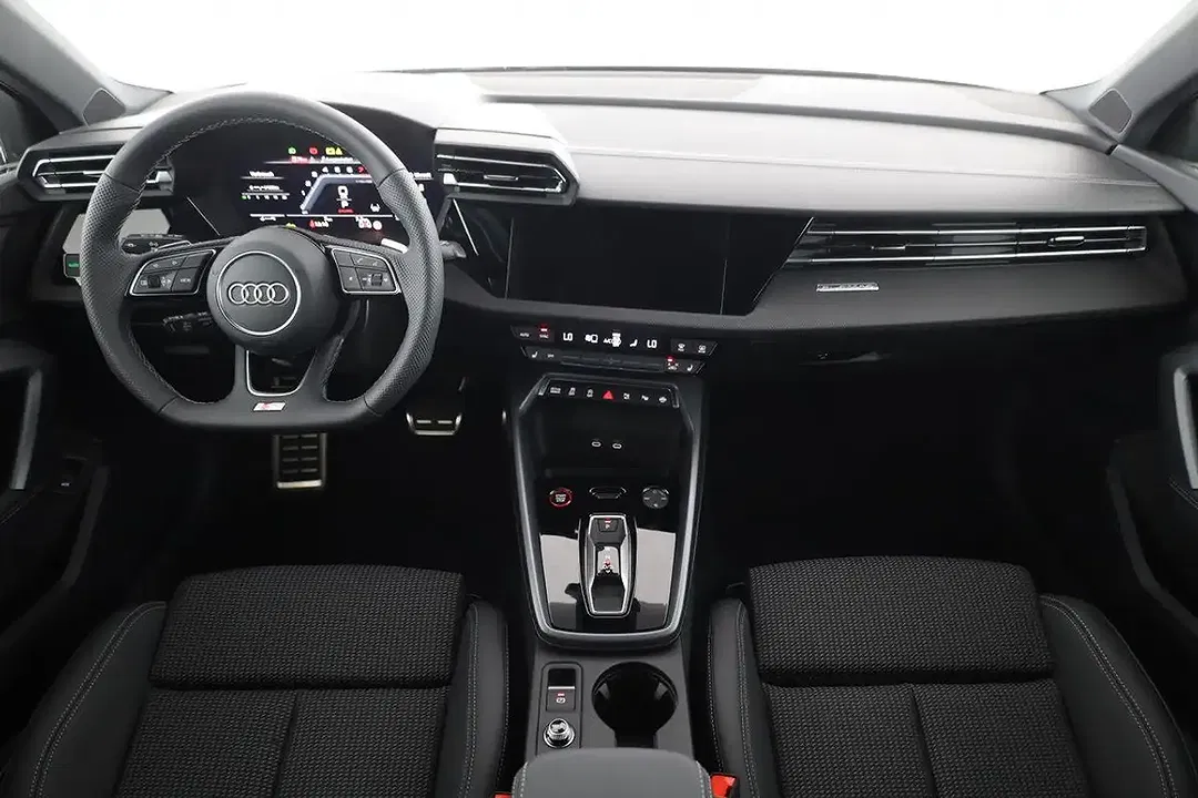 Audi S3 2.0 TFSI quattro Sportback - Thumbnail 4