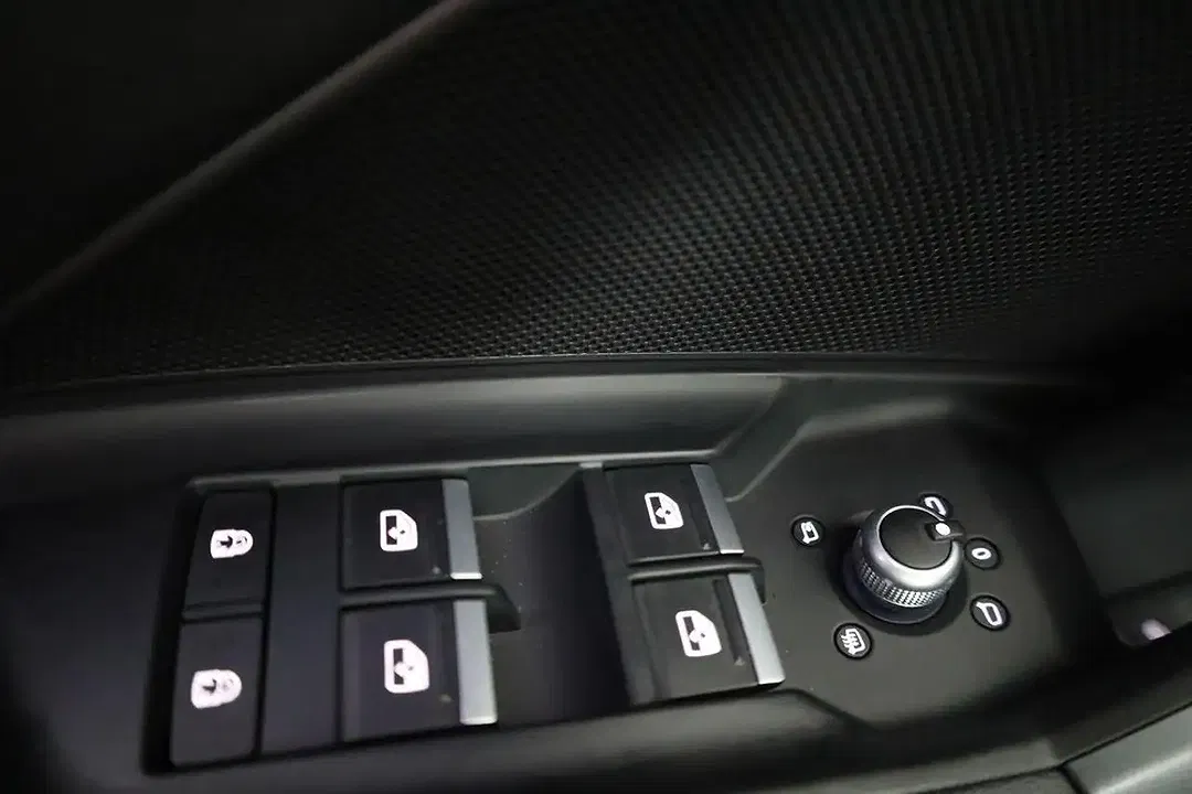 Audi S3 2.0 TFSI quattro Sportback - Thumbnail 7
