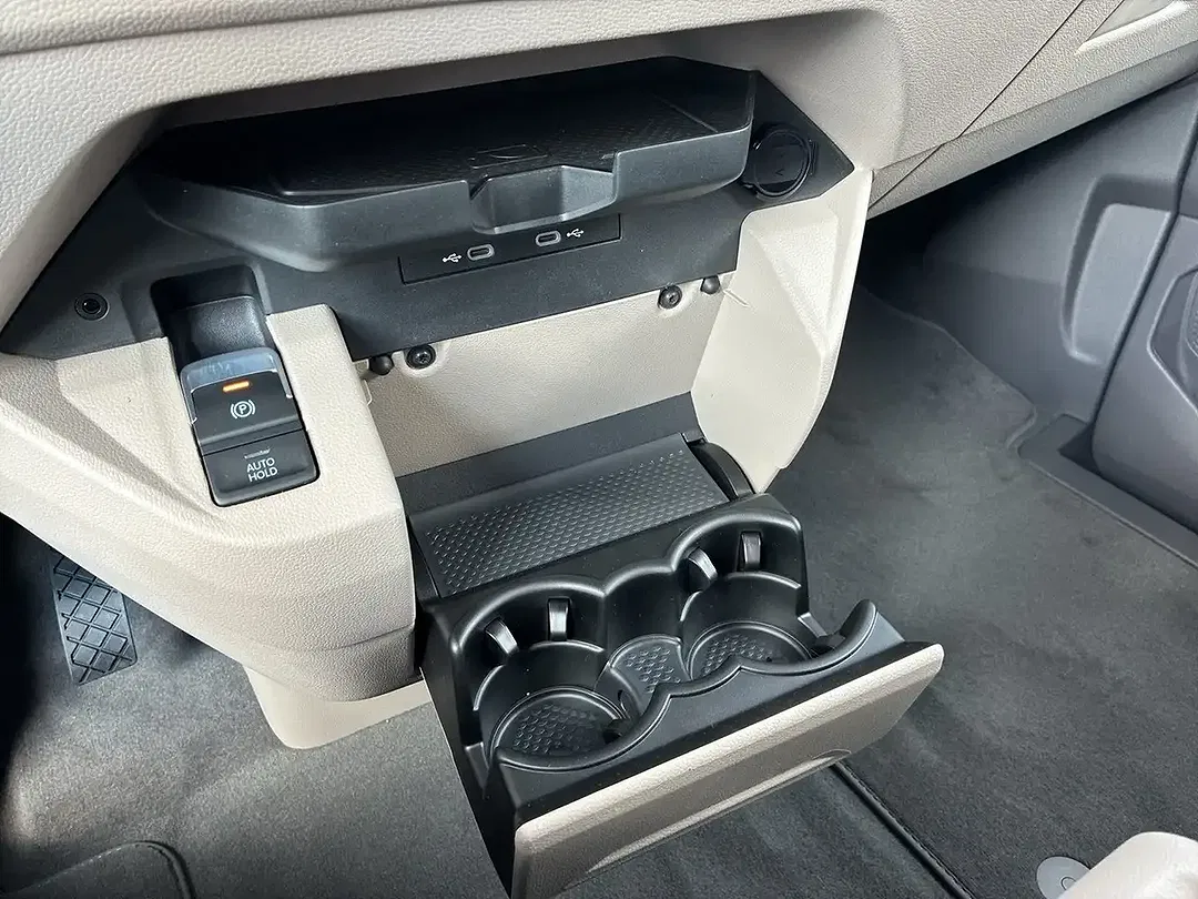 Volkswagen T7 Multivan eHybrid 4Motion Business - Thumbnail 10