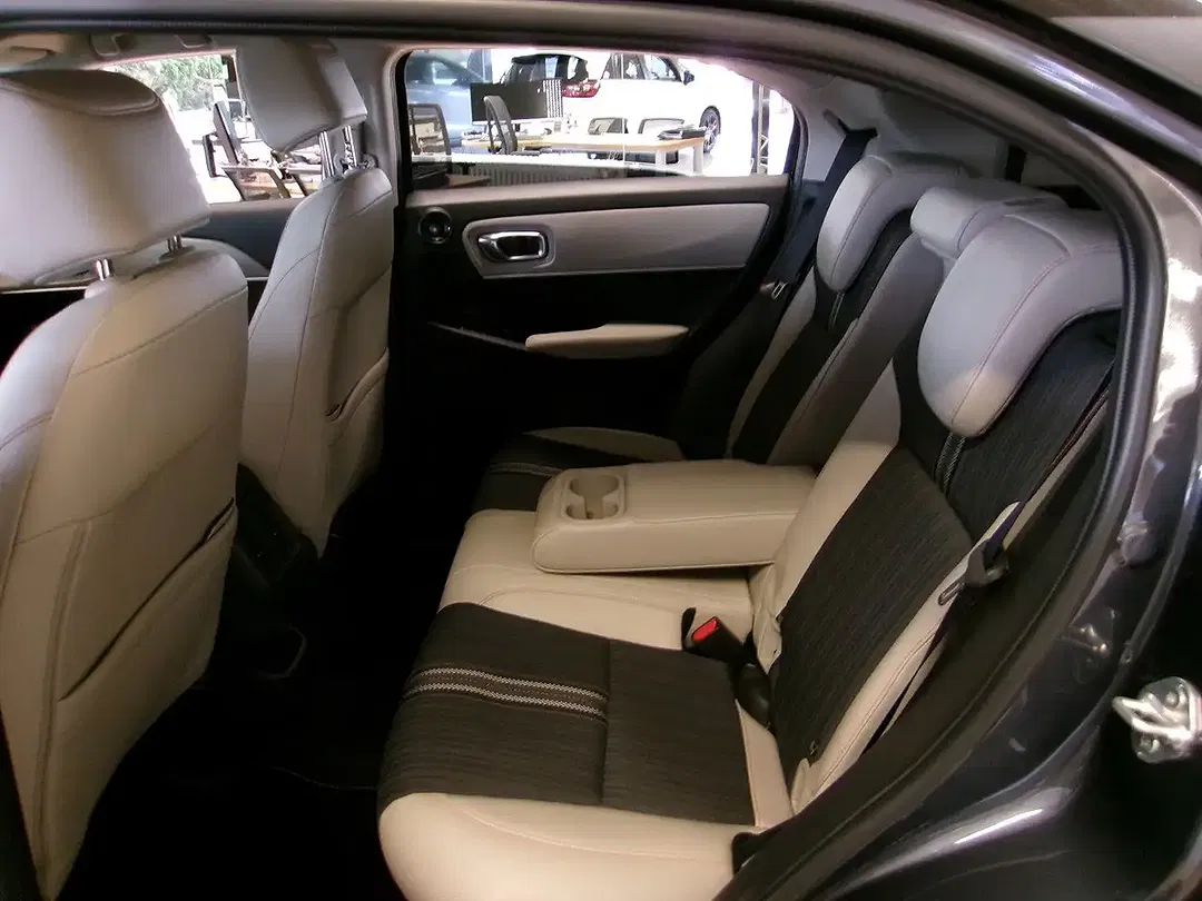 Honda HR-V Advance Style - Thumbnail 5
