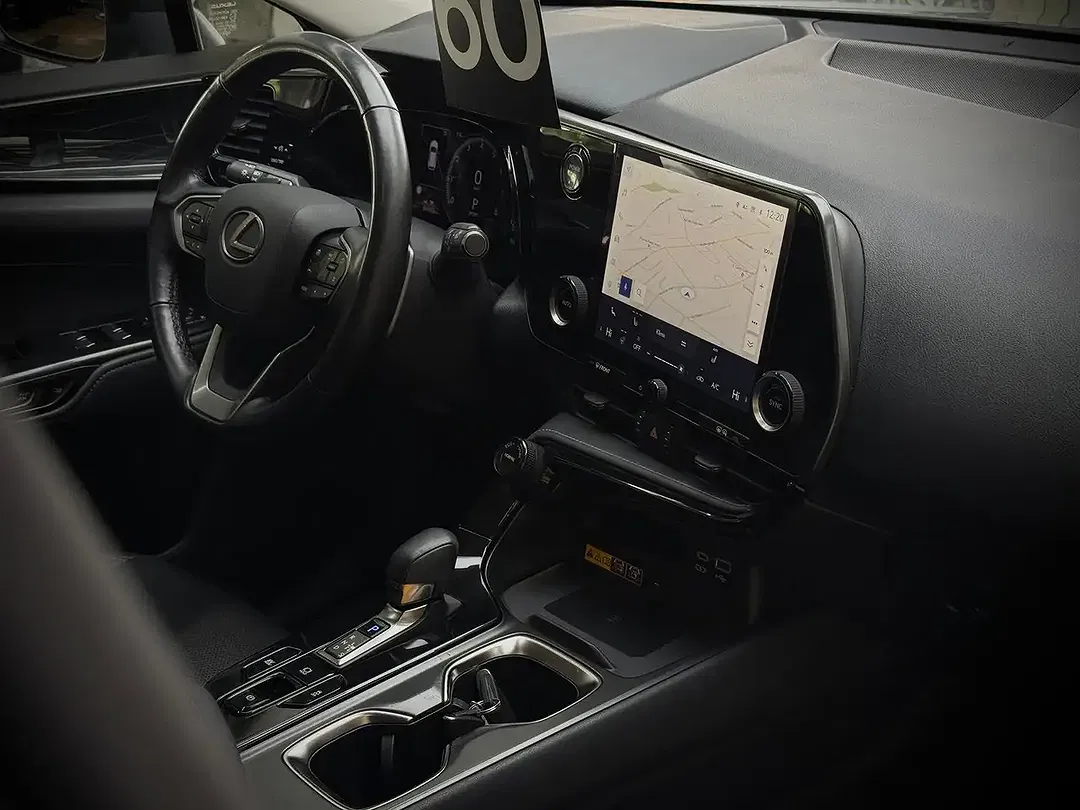 Lexus NX 350h Business Line - foto 27