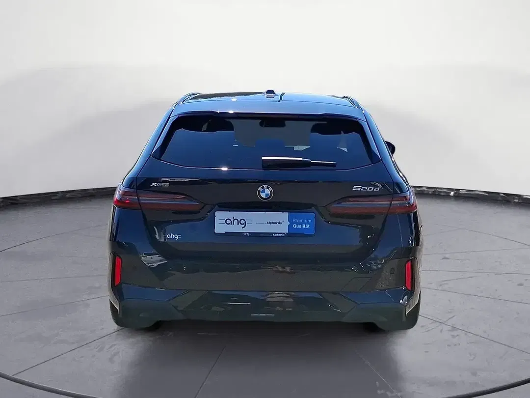 BMW 520 xDrive Touring M Sport Pro - Thumbnail 4