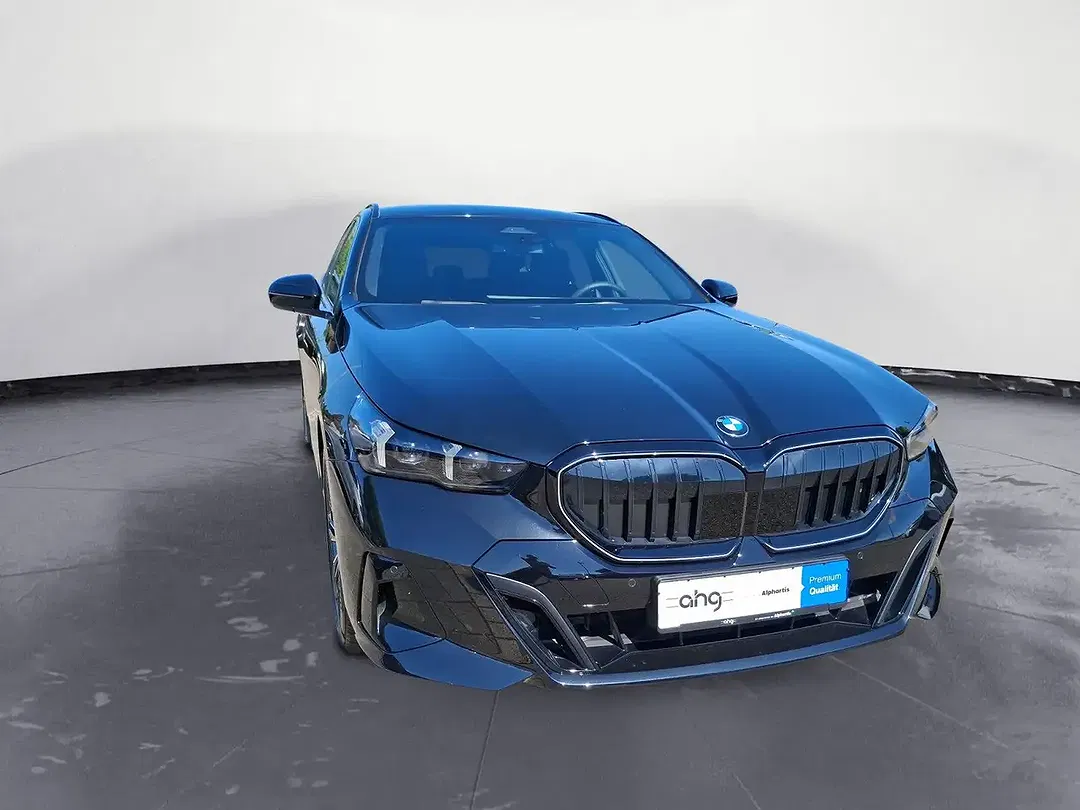 BMW 520 xDrive Touring M Sport Pro - Thumbnail 8