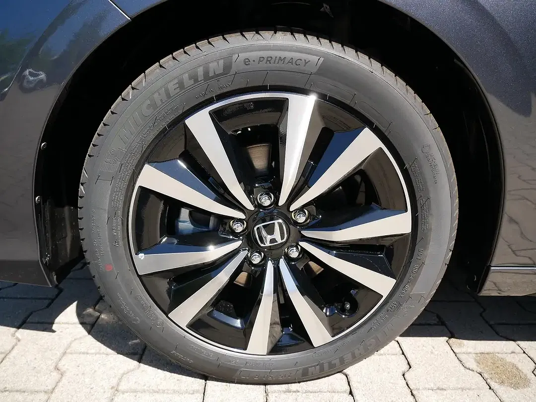 Honda Civic e:HEV Elegance - Thumbnail 12