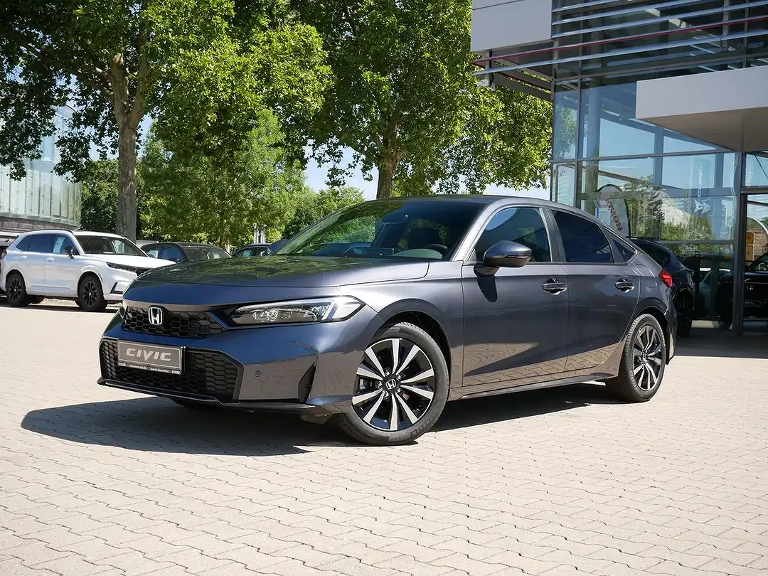 Honda Civic e:HEV Elegance - Thumbnail 4