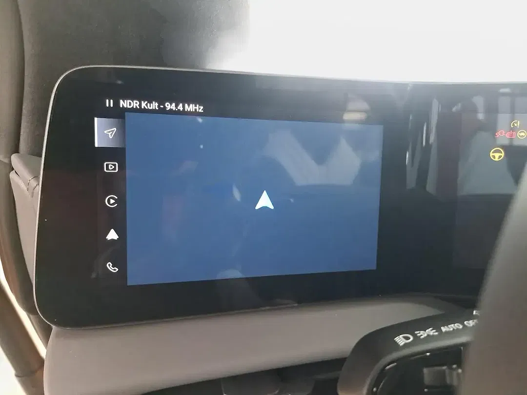 MG Cyberster EV - Thumbnail 10