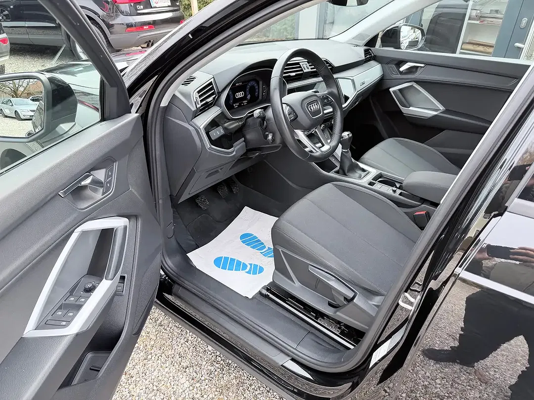 Audi Q3 35 TFSI Base - Thumbnail 8