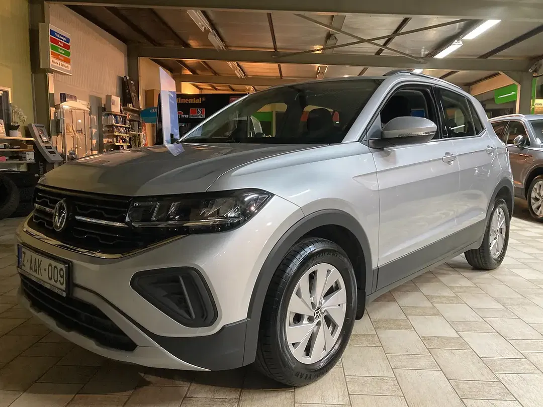 Volkswagen T-Cross - Thumbnail 1