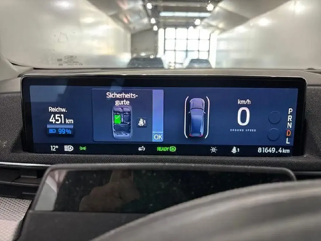 Ford Mustang Mach-E - Thumbnail 7