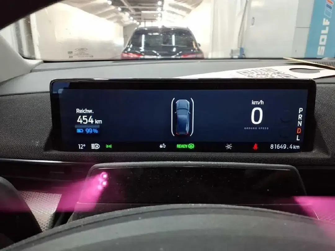 Ford Mustang Mach-E - Thumbnail 8