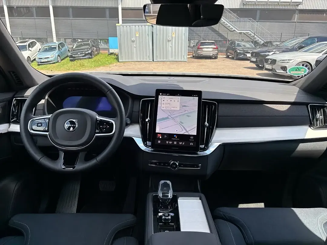 Volvo XC90 T8 PHEV Hybrid AWD Recharge Plus Dark - Thumbnail 9