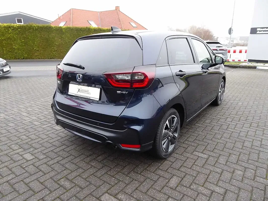 Honda Jazz 1.5 Hybrid e:HEV i-MMD Advance - Thumbnail 3