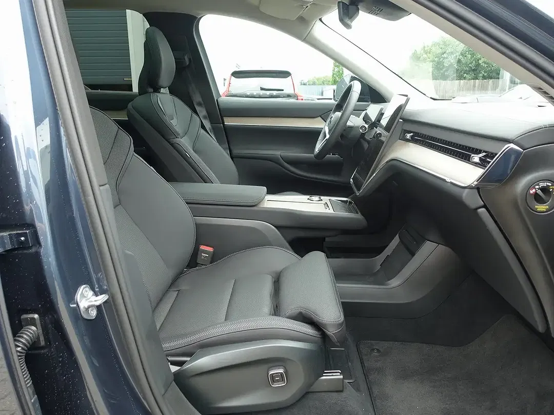 Volvo EX90 Twin Motor - Thumbnail 10