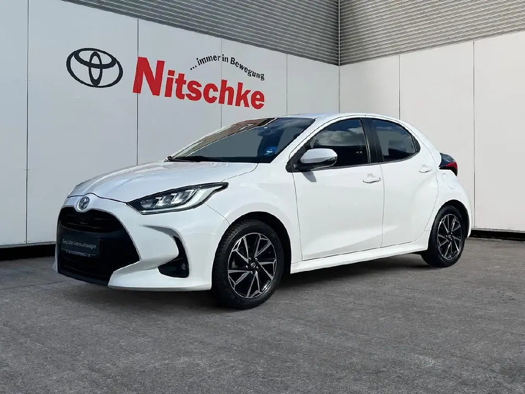 Toyota Yaris Club - foto 1