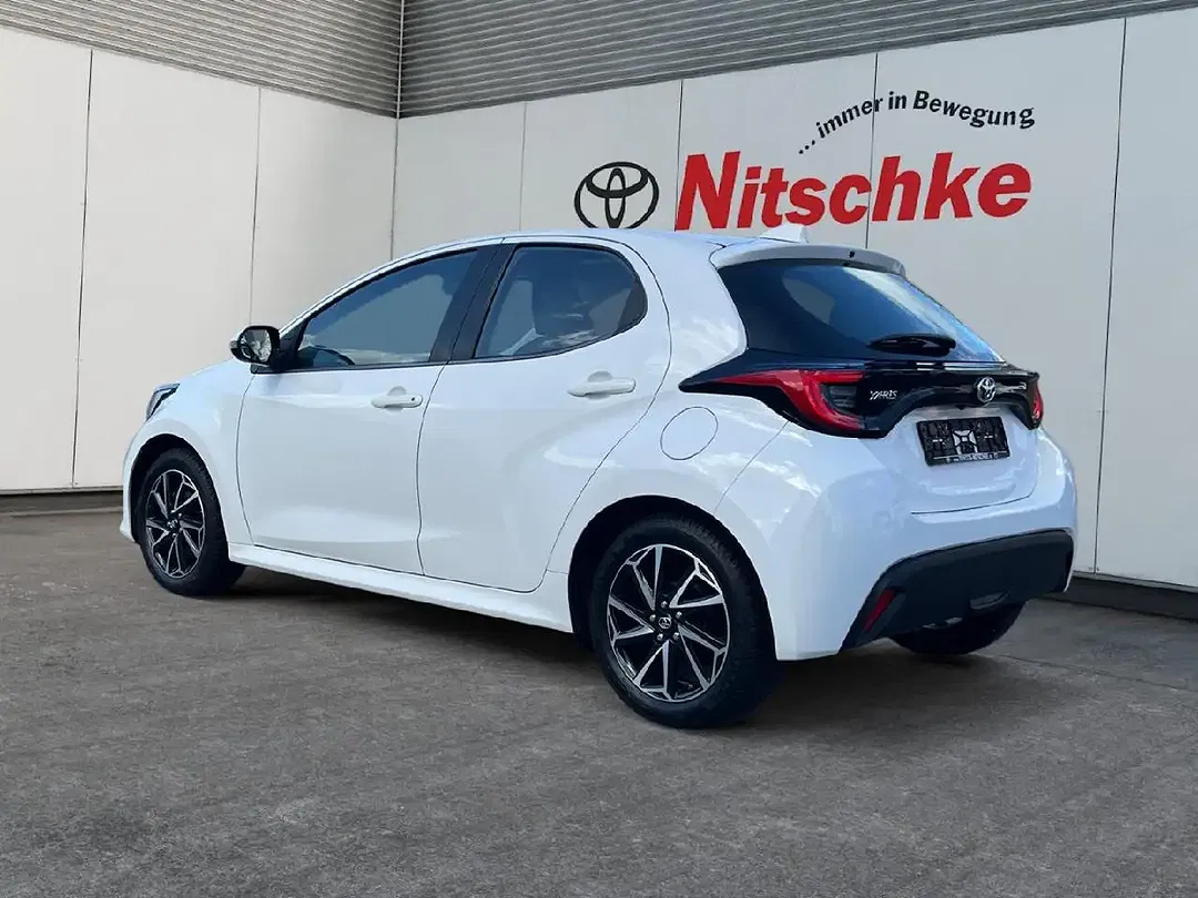 Toyota Yaris Club - Thumbnail 3