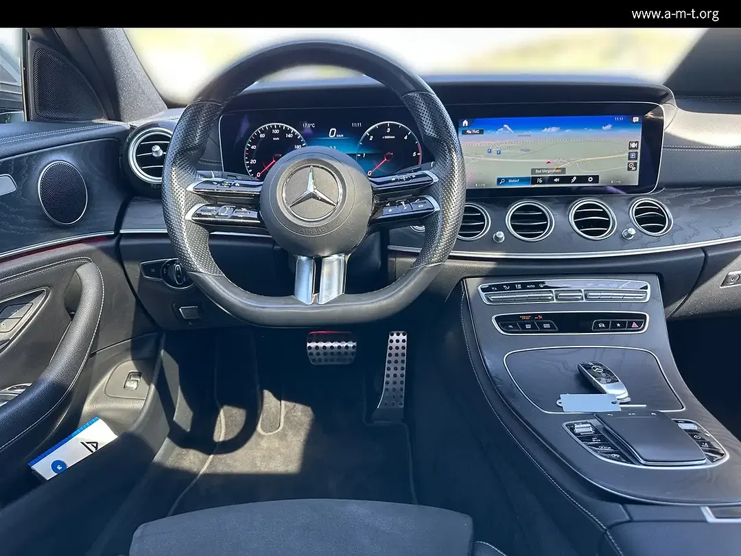 Mercedes-Benz E 220 AMG Line - Thumbnail 10