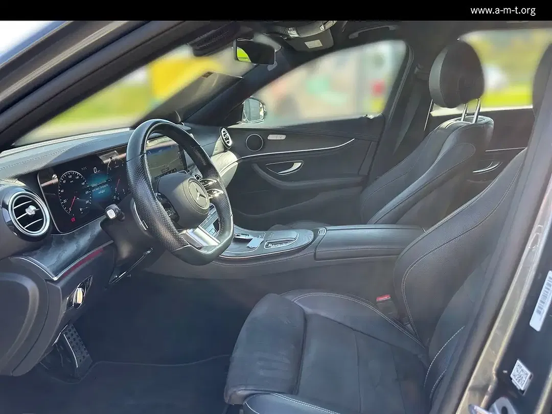 Mercedes-Benz E 220 AMG Line - Thumbnail 7