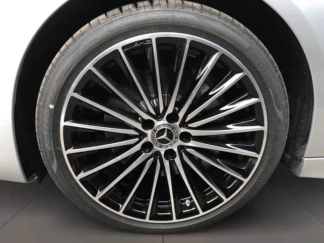 Mercedes-Benz C 220 AMG MBUX Night - Thumbnail 8