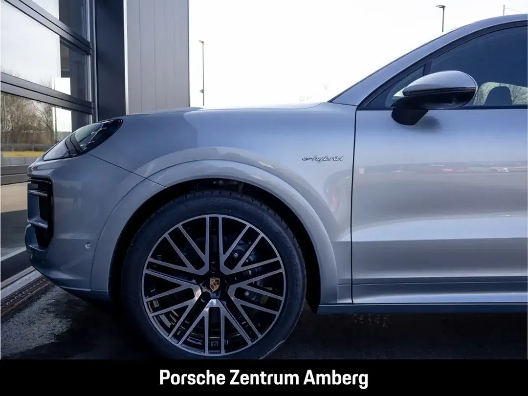 Porsche Cayenne E-Hybrid Coupe - Thumbnail 12