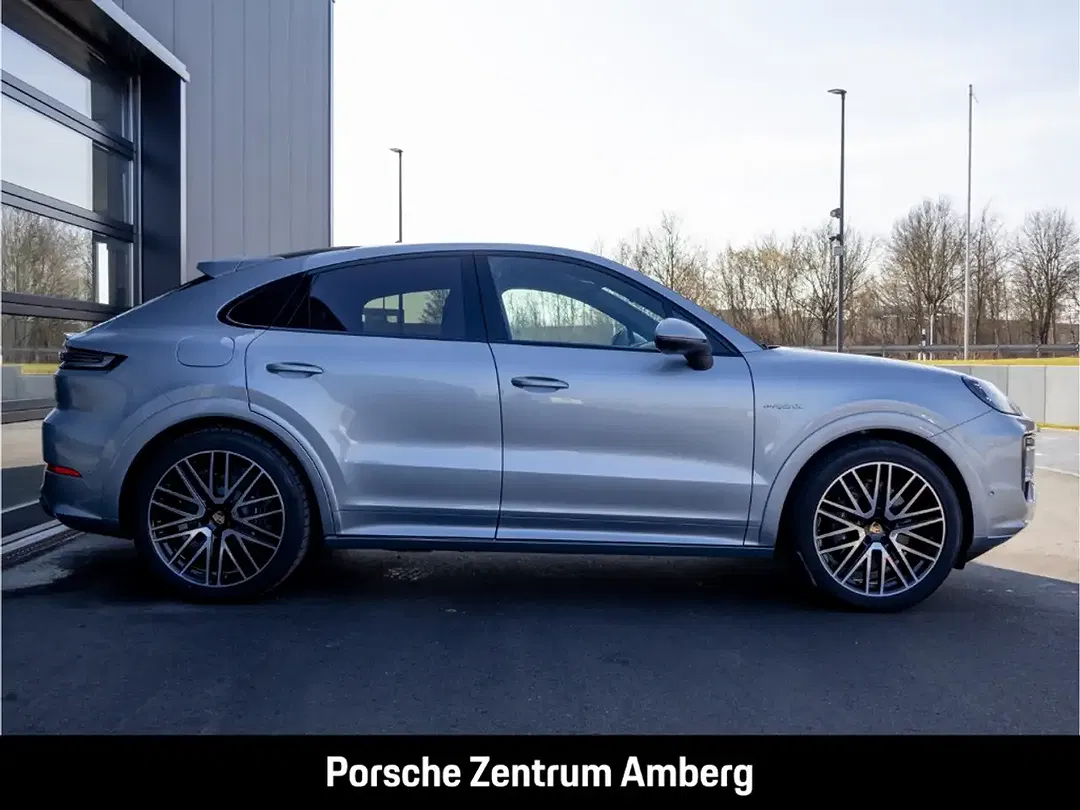 Porsche Cayenne E-Hybrid Coupe - Thumbnail 5
