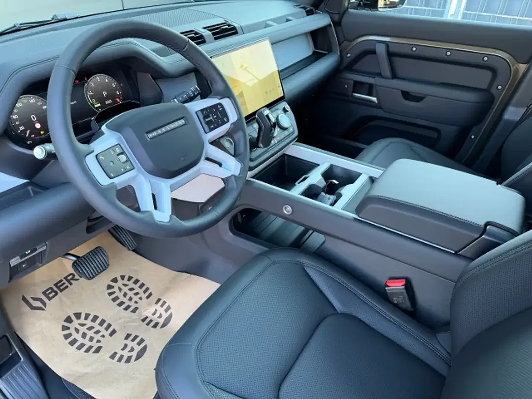 Land Rover Defender P300e PHEV 110 S - Thumbnail 11