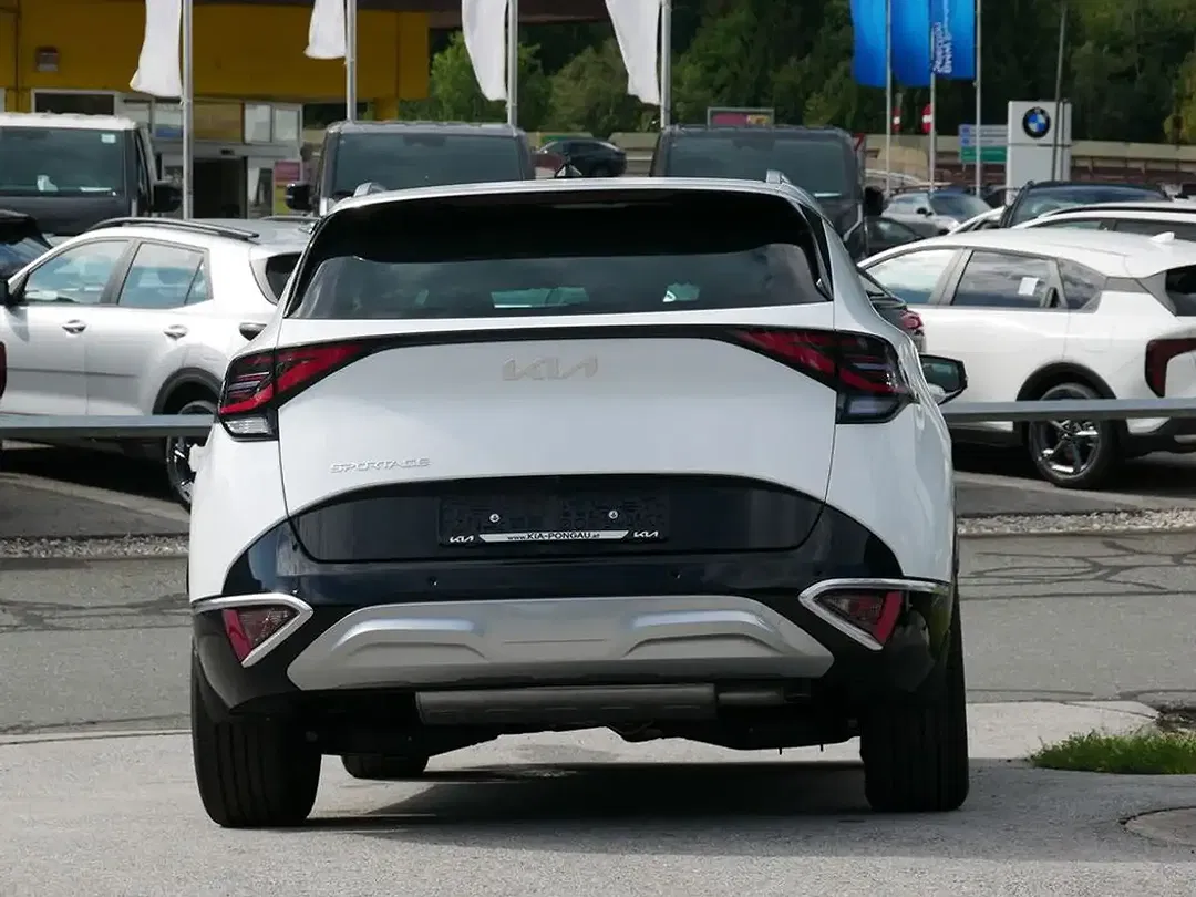 Kia Sportage 1.6 T-GDI MHEV DCT AWD Gold - Thumbnail 3