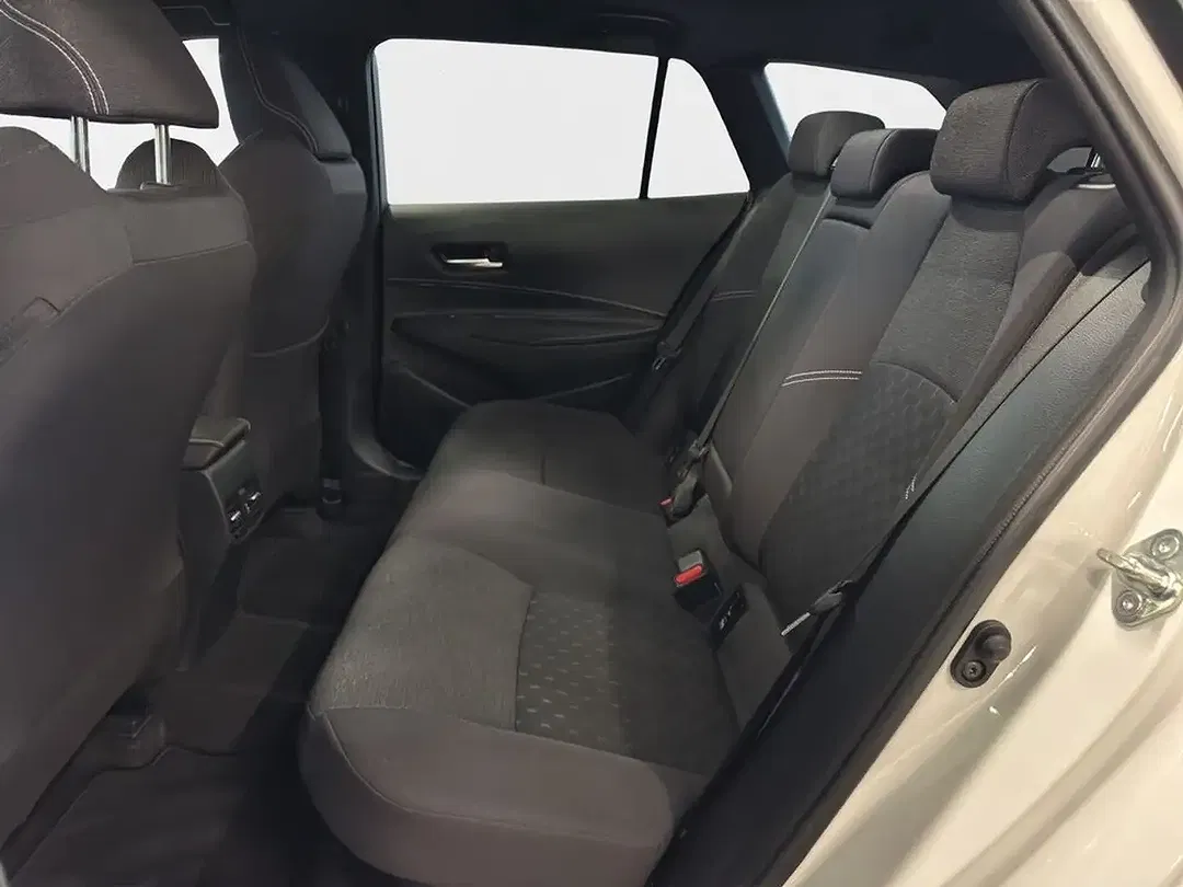 Suzuki Swace Hybrid 1.8 - foto 15