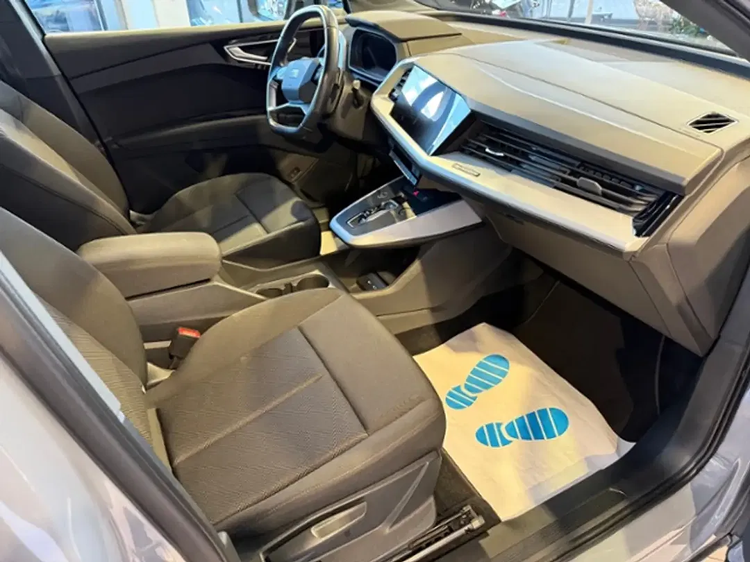 Audi Q4 e-tron 35 - Thumbnail 8