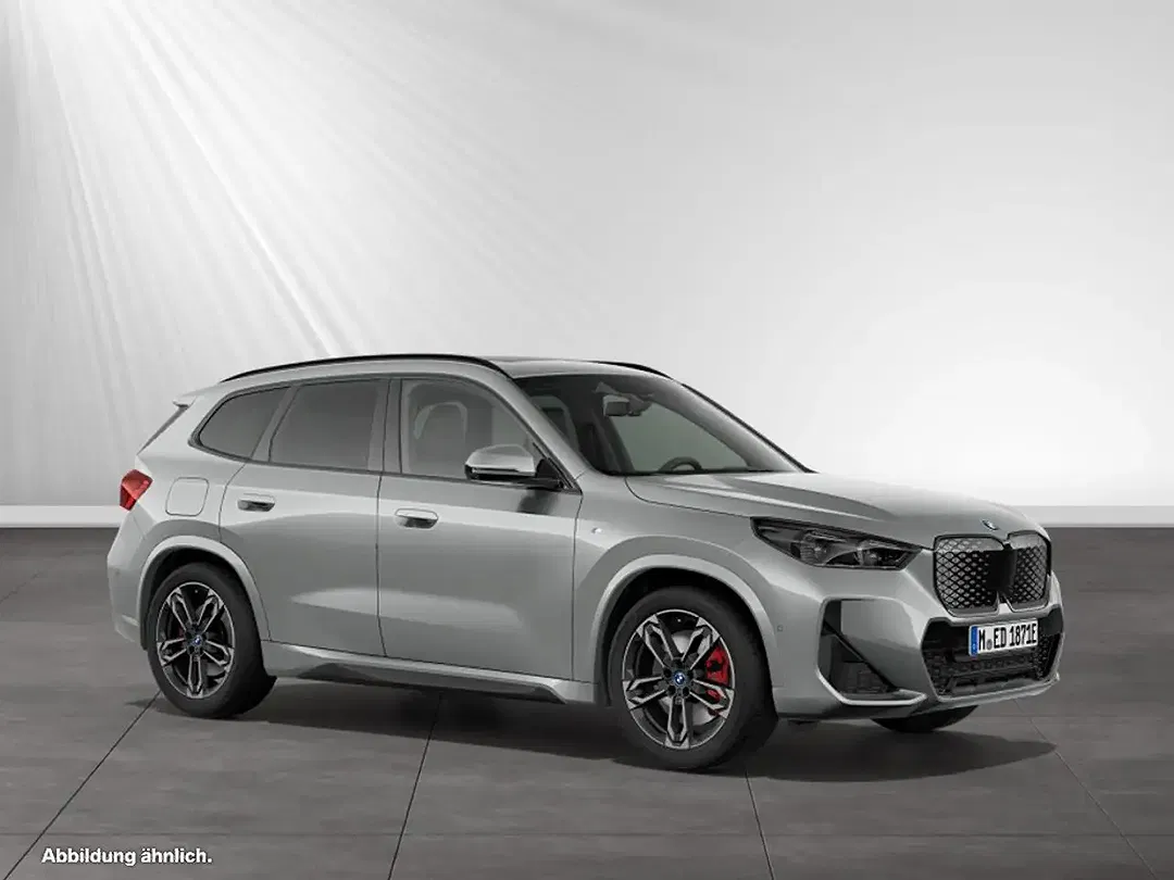 BMW iX1 xDrive M Sport - Thumbnail 9