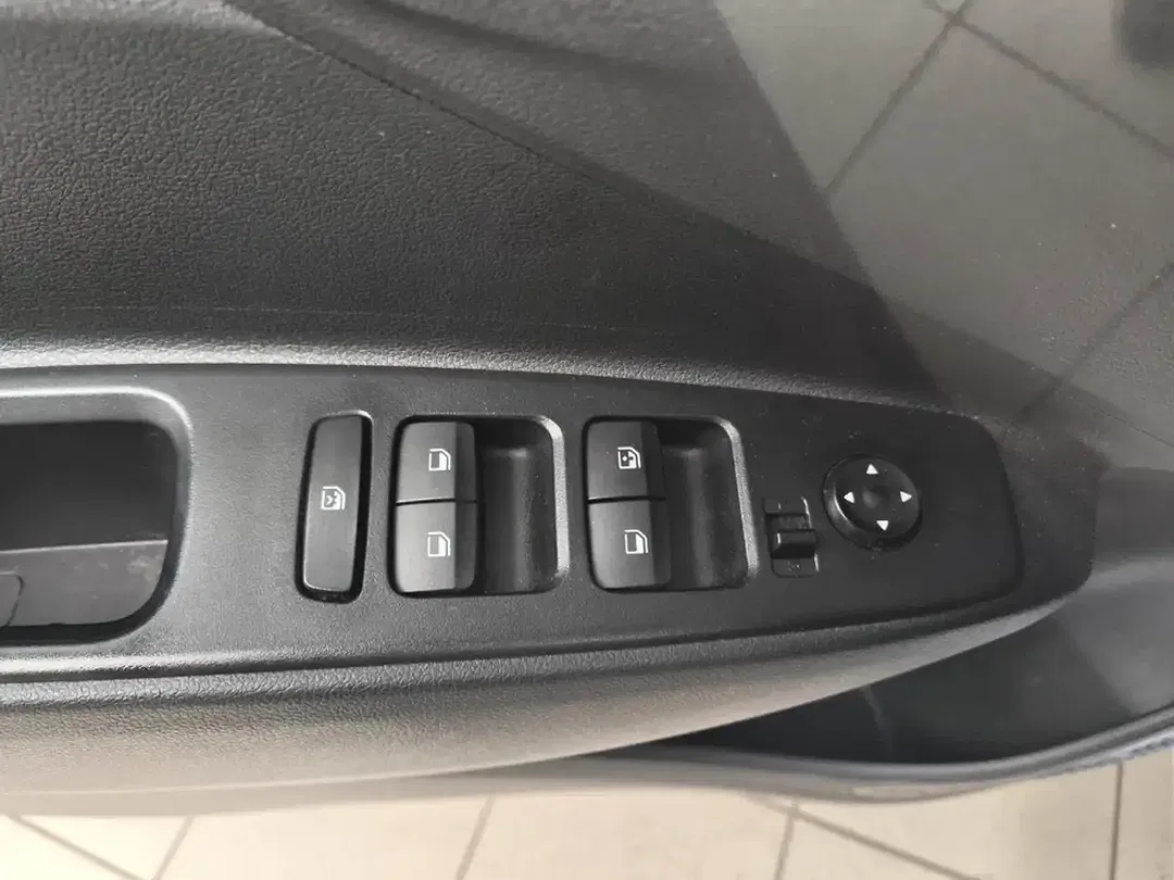 Hyundai i10 1.0 T-GDI N Line - Thumbnail 10