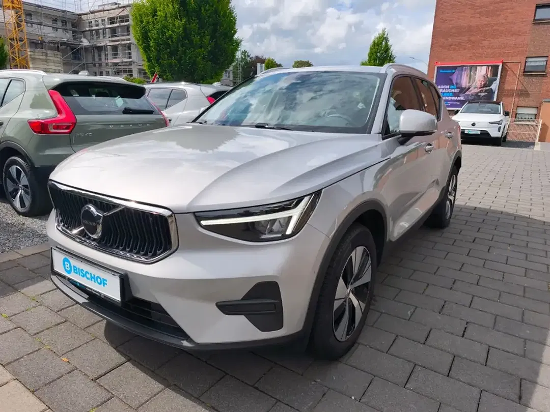 Volvo XC40 B3 Core - foto 2
