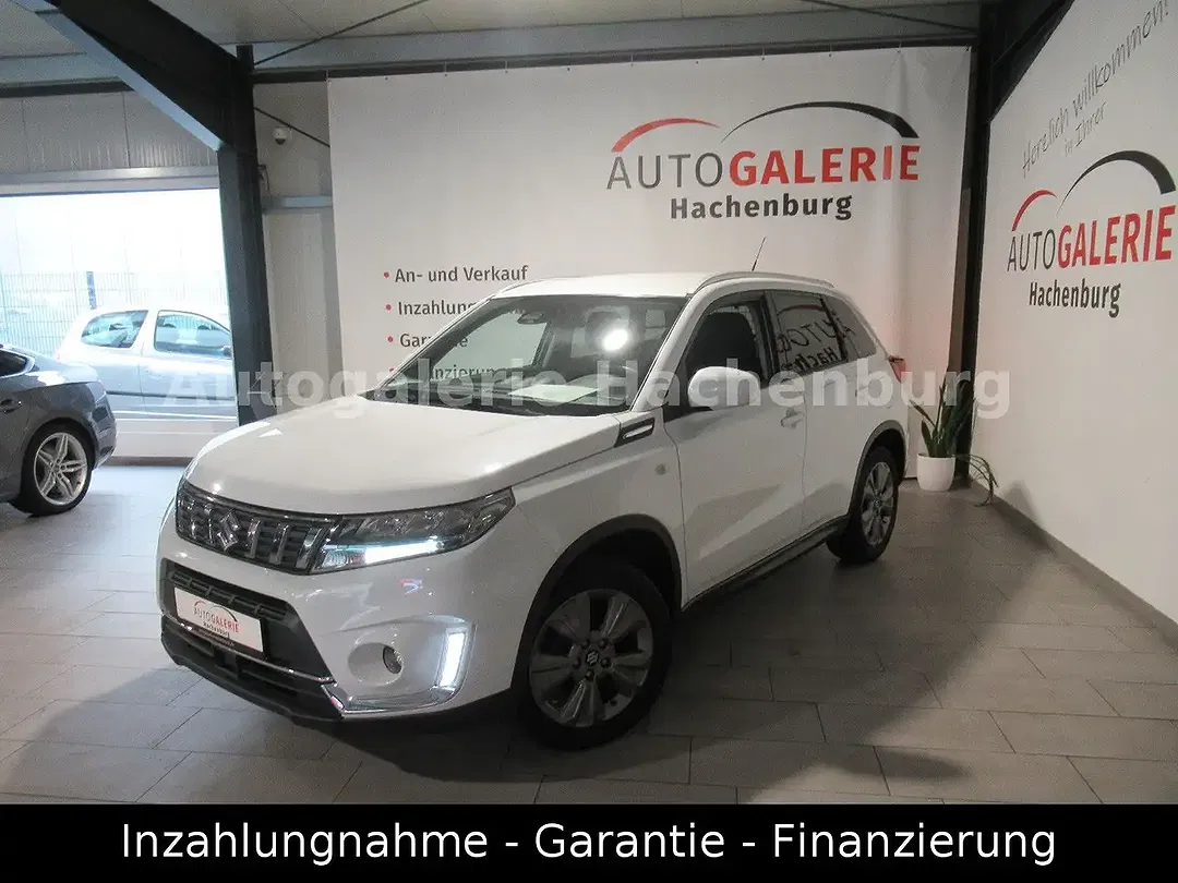 Suzuki Vitara Hybrid 4x4 - foto 1