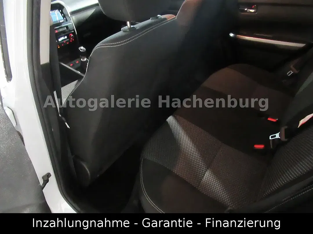 Suzuki Vitara Hybrid 4x4 - Thumbnail 8