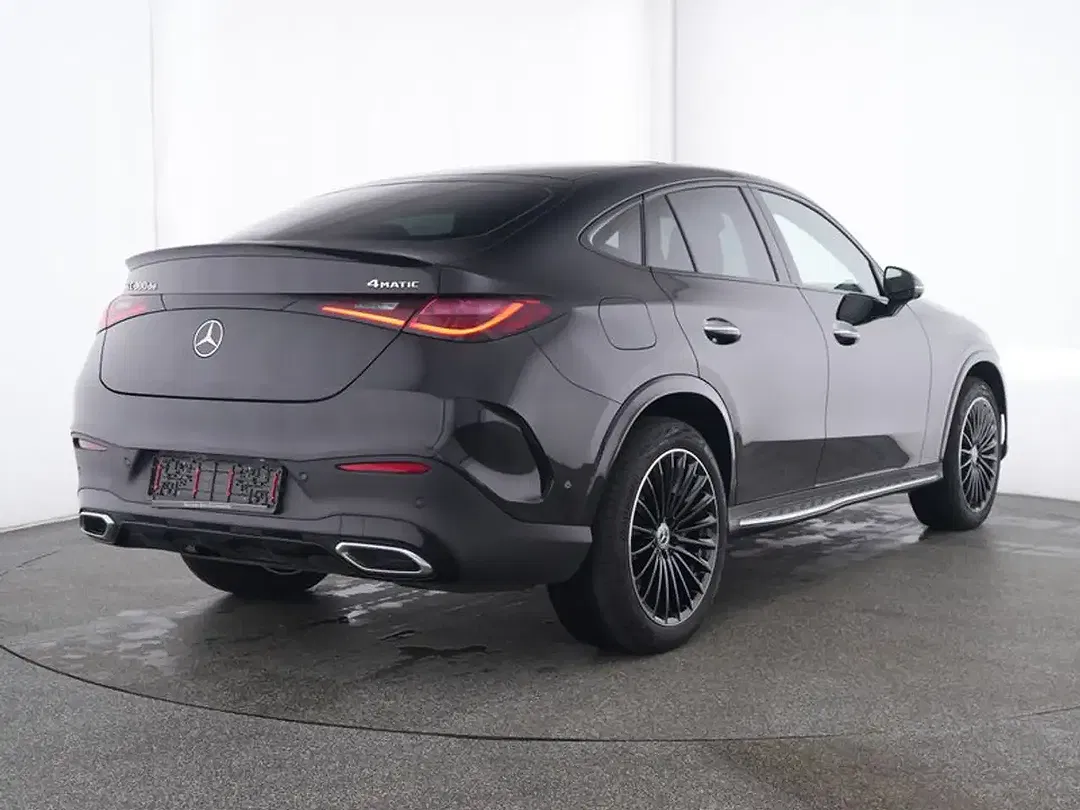 Mercedes-Benz GLC 300 4MATIC AMG Night - Thumbnail 3