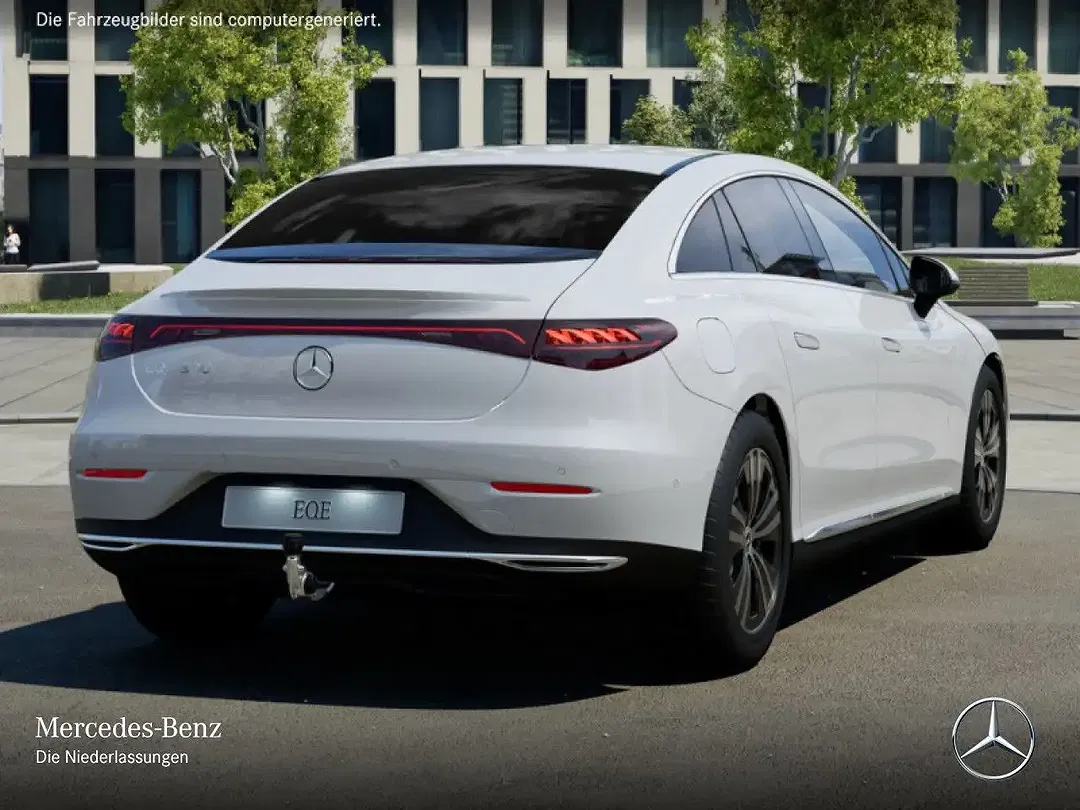 Mercedes-Benz EQE 300 Avantgarde - Thumbnail 4