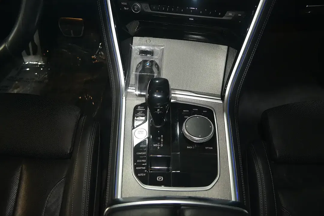 BMW 840 Gran Coupe - Thumbnail 6