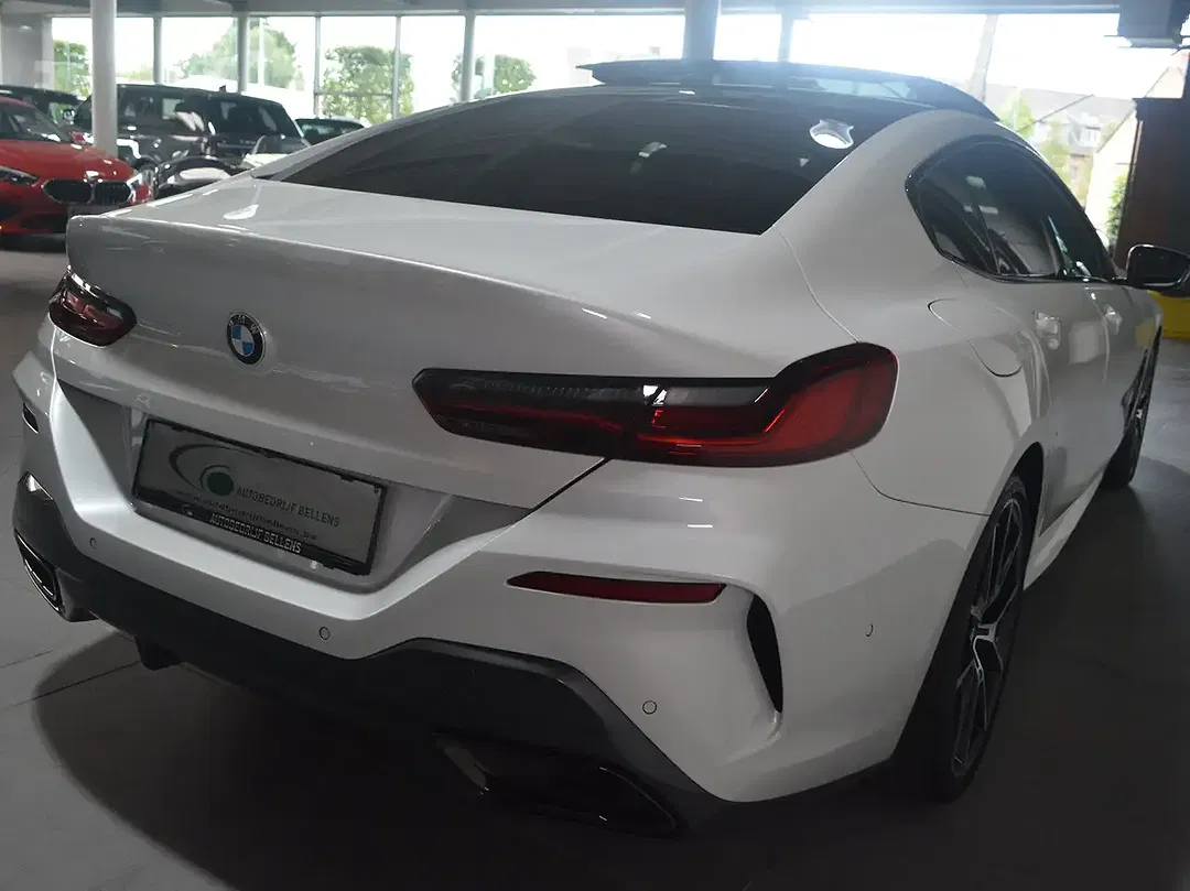 BMW 840 Gran Coupe - Thumbnail 3