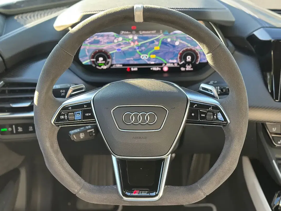 Audi RS e-tron GT Edition One - Thumbnail 14