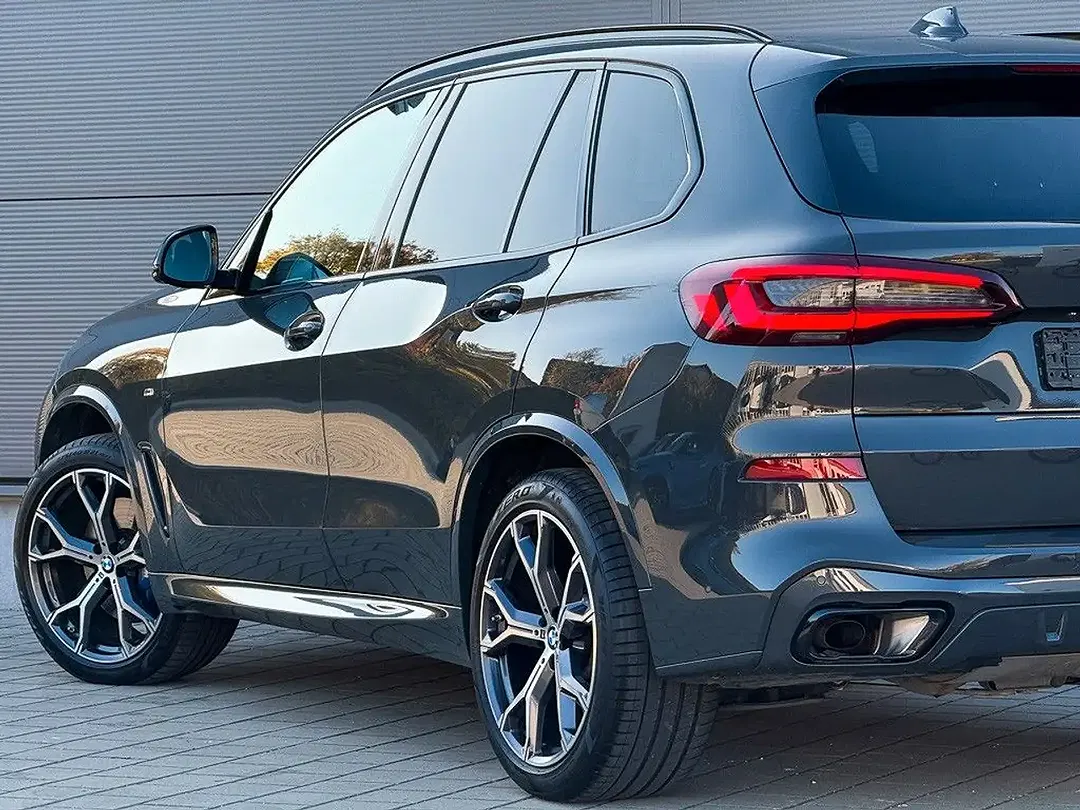 BMW X5 xDrive M Sport - Thumbnail 8