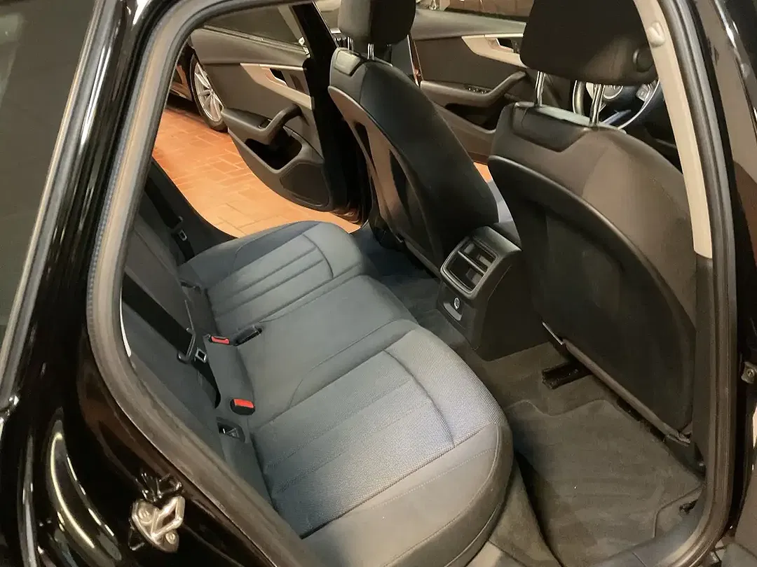 Audi A4 35 TFSI Avant - Thumbnail 11