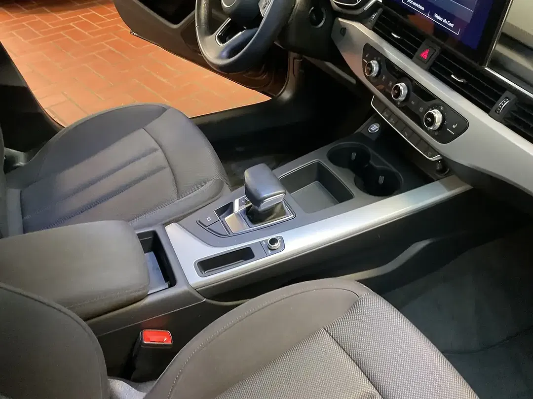 Audi A4 35 TFSI Avant - Thumbnail 15