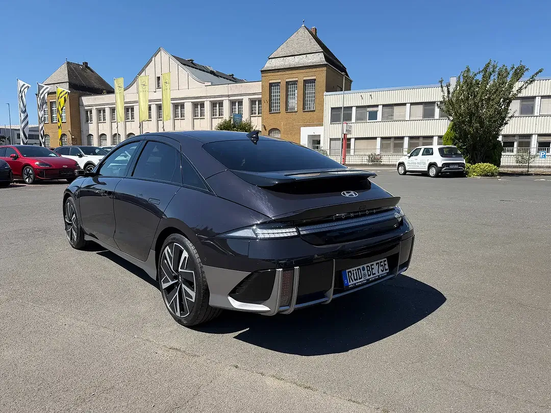 Hyundai IONIQ 6 4WD UNIQ - Thumbnail 9