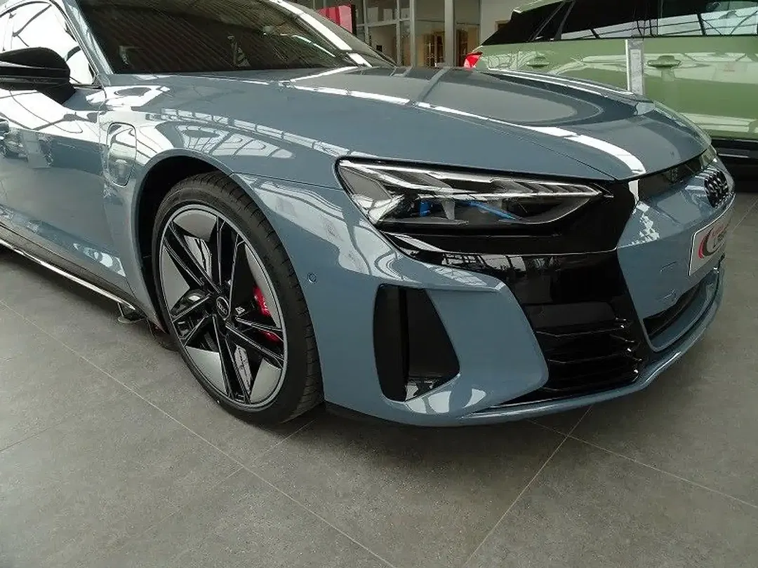 Audi e-tron GT quattro exclusive - Thumbnail 7
