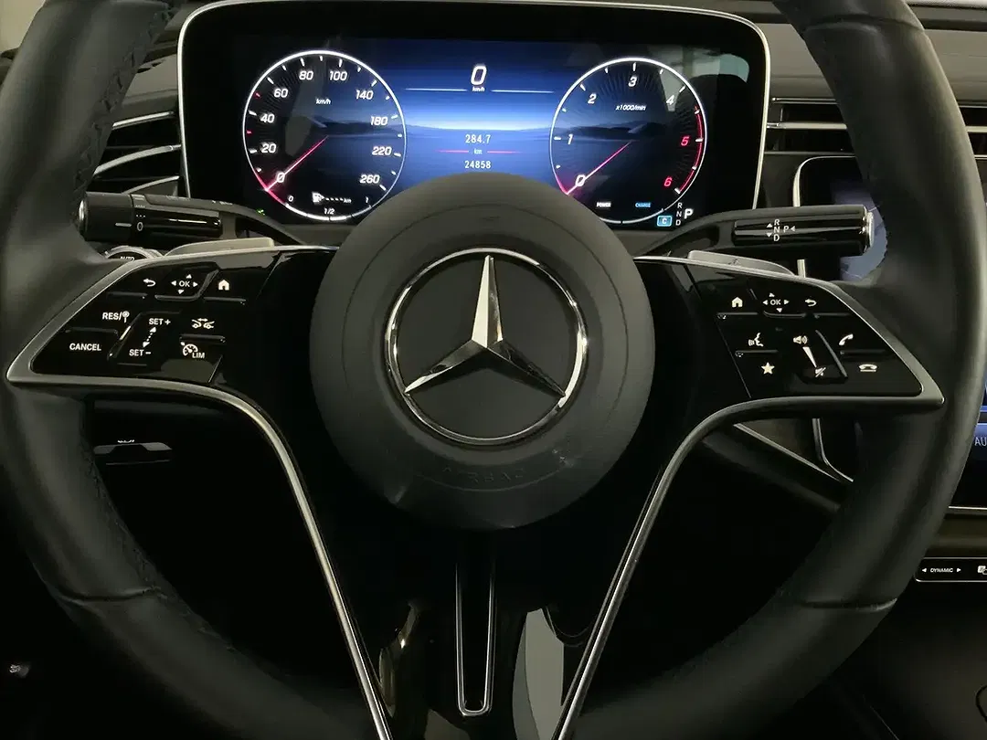 Mercedes-Benz E 220 Avantgarde - Thumbnail 9