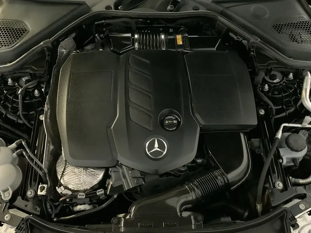 Mercedes-Benz E 220 Avantgarde - Thumbnail 12