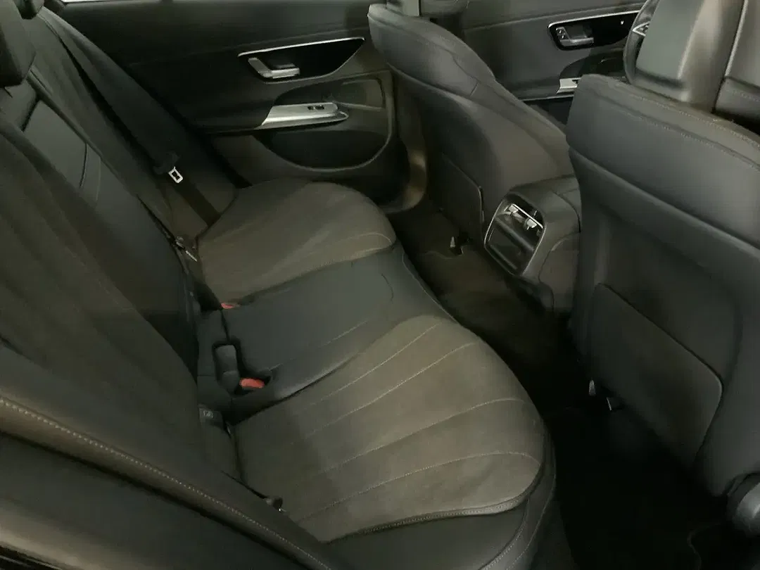 Mercedes-Benz E 220 Avantgarde - Thumbnail 14