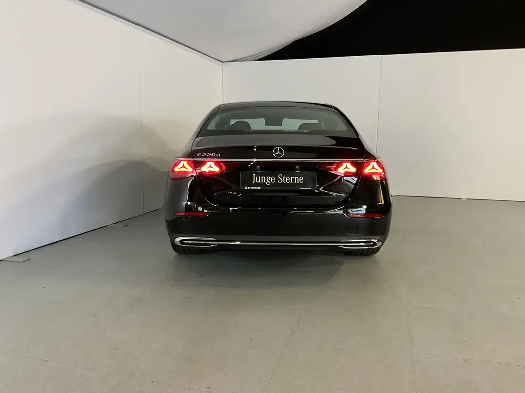 Mercedes-Benz E 220 Avantgarde - Thumbnail 5