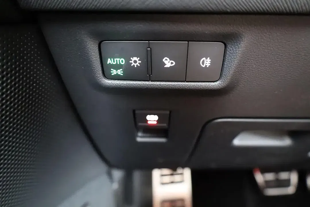 Skoda Kodiaq 1.5 TSI DSG Sportline - Thumbnail 9