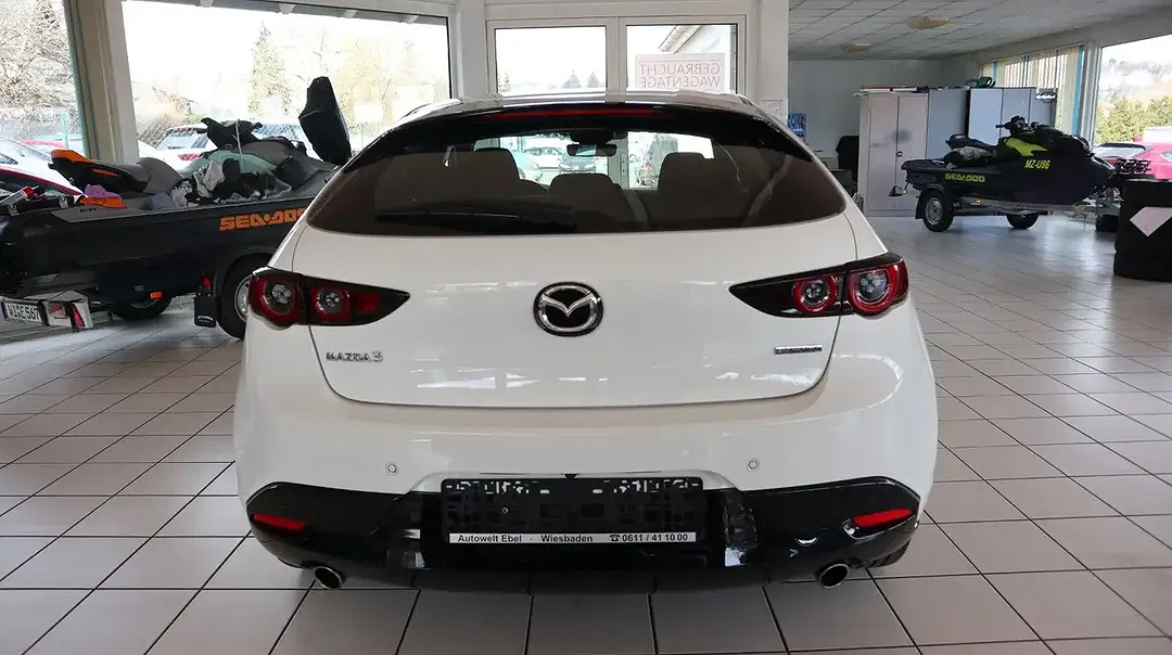 Mazda 3 - Thumbnail 6
