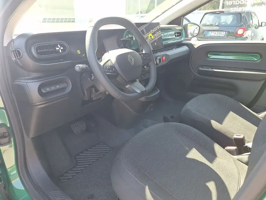 Renault Twingo E-Tech Techno Urban - Thumbnail 12